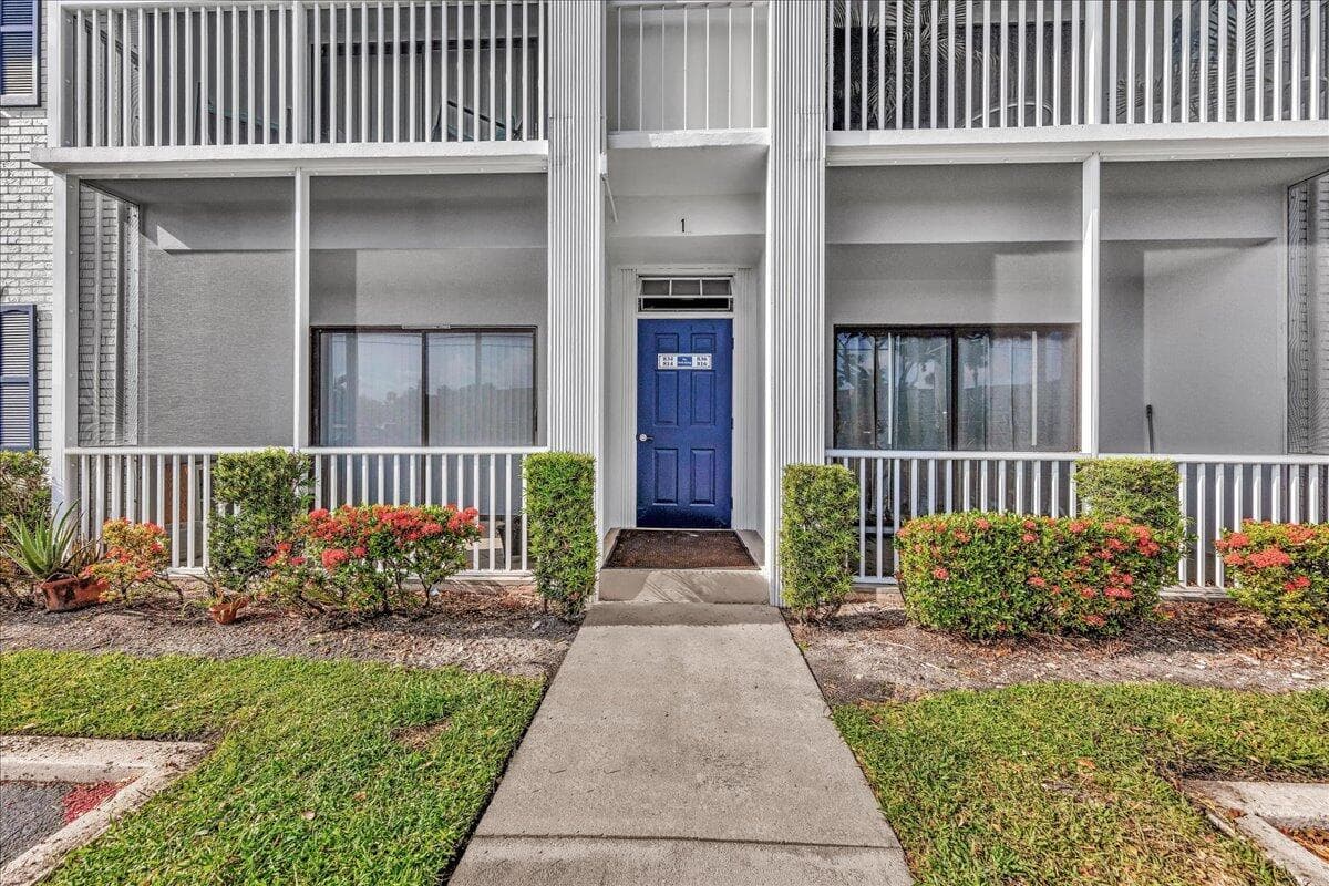 180 Cypress Club Drive #816 1