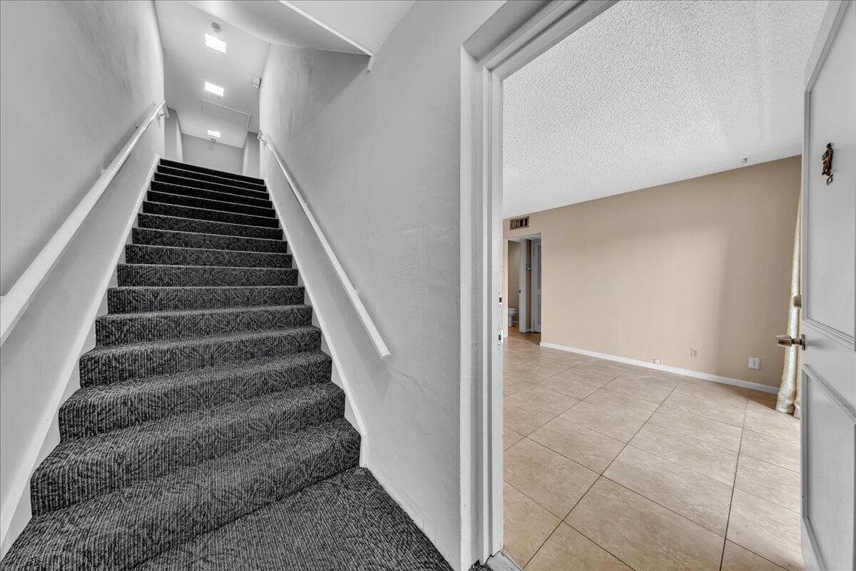 180 Cypress Club Drive #816 5