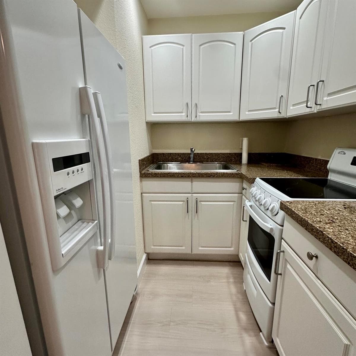 815 Middle River Drive 110 photo 5