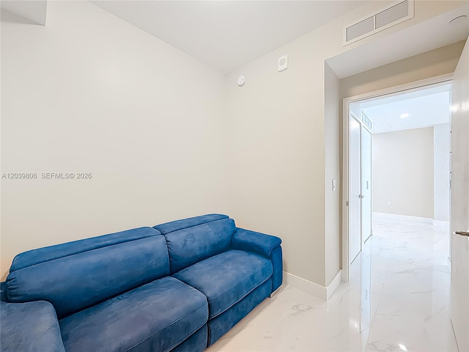 700 NE 24th Street 4904 photo 24