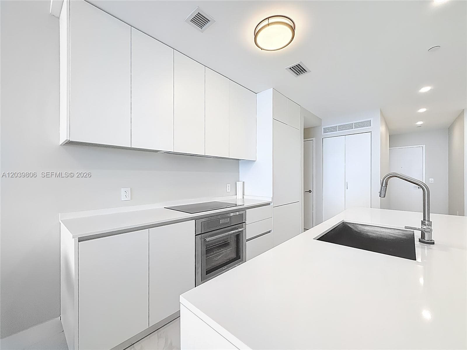 700 NE 24th Street 4904 photo 11