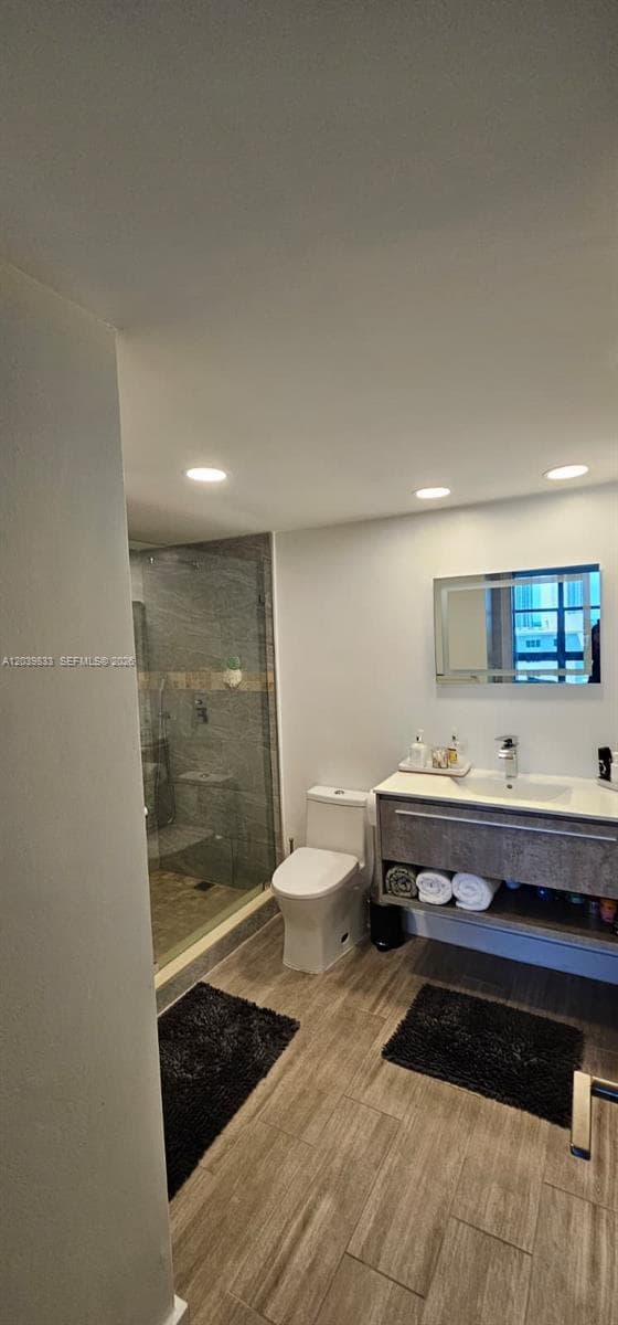 17600 N Bay Rd N906 photo 18