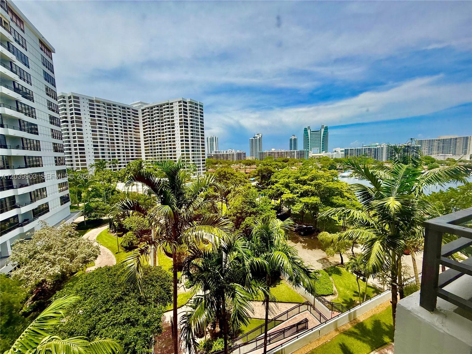 500 Three Islands Blvd #421 1