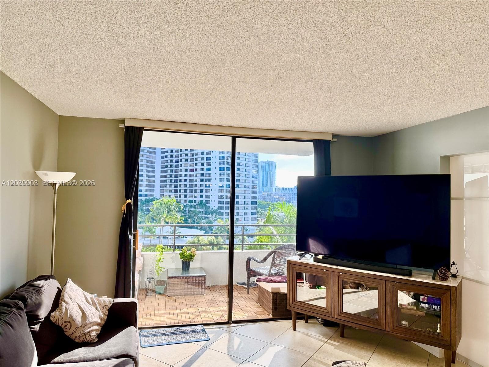 500 Three Islands Blvd 421 photo 9
