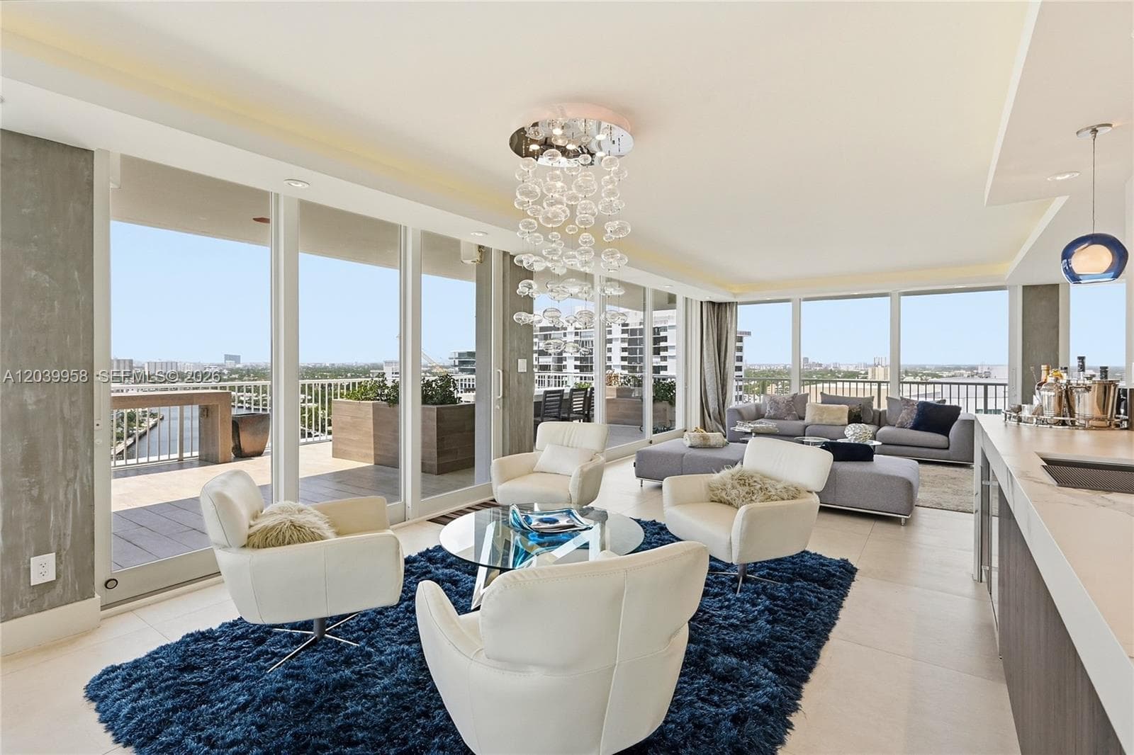 2800 E Sunrise Blvd #PHG 1