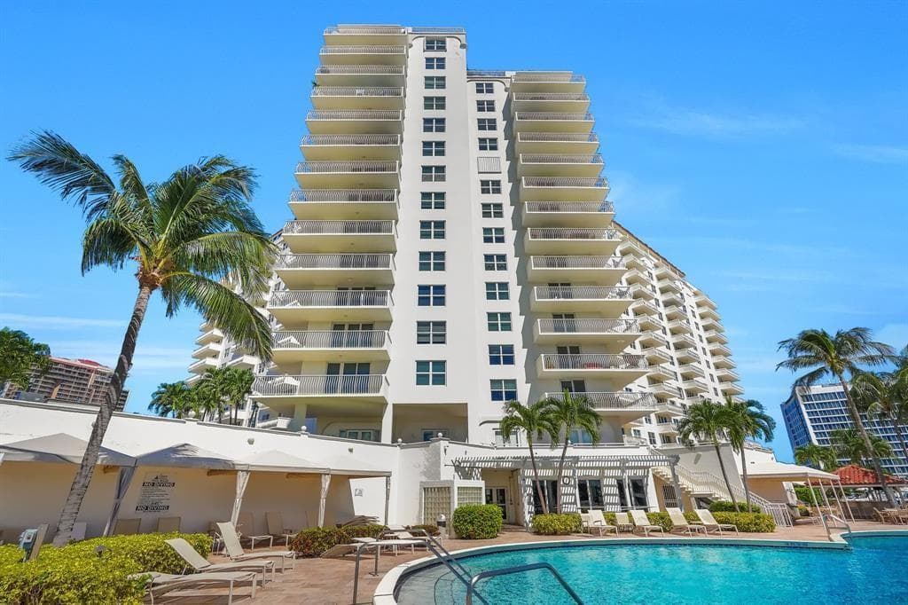 1 Las Olas Circle 905 photo 22
