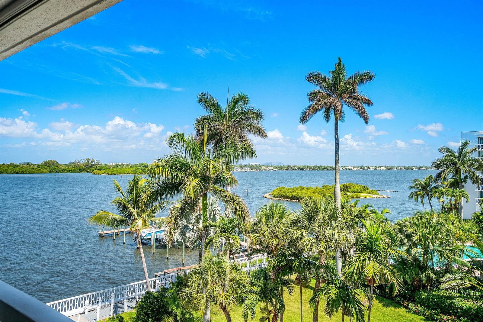 2505 S Ocean Boulevard #515 3