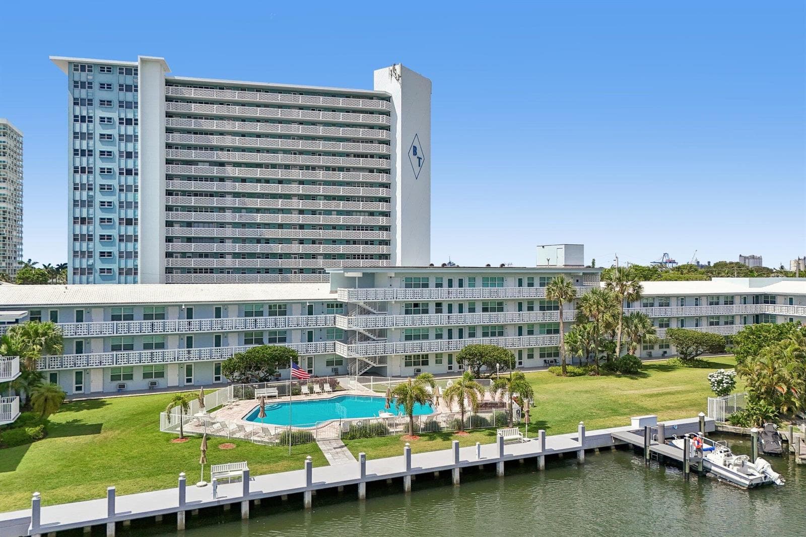 1850 S Ocean Drive #111 1
