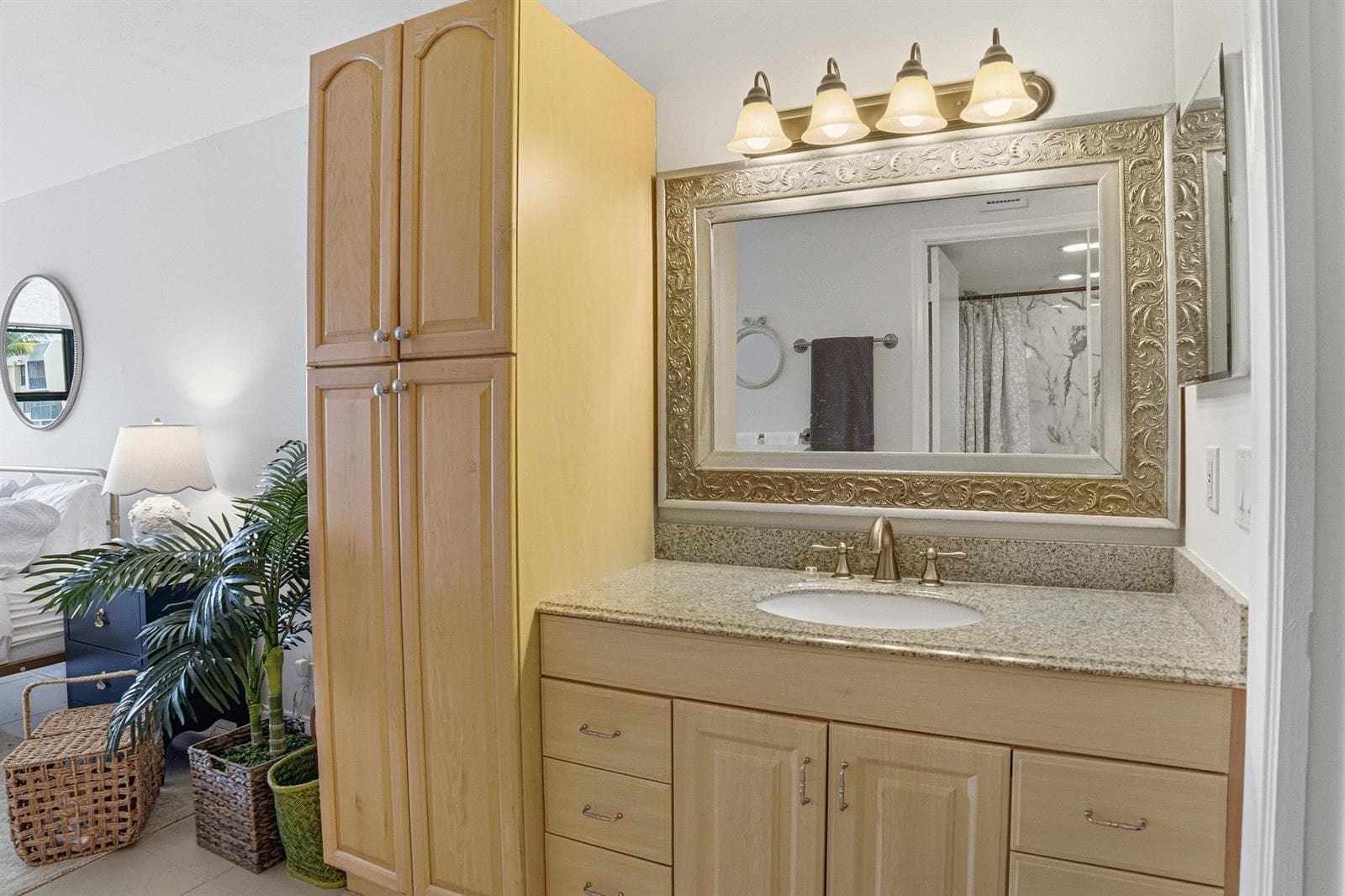 6 Royal Palm Way 211 photo 16