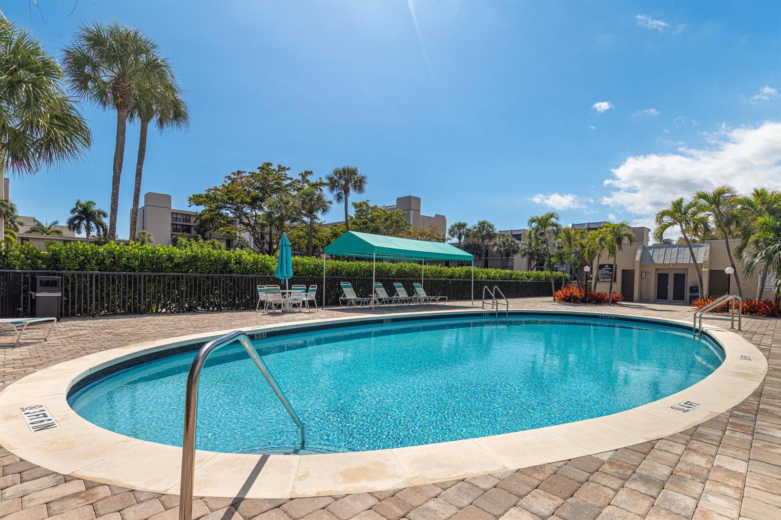 6 Royal Palm Way #211 3