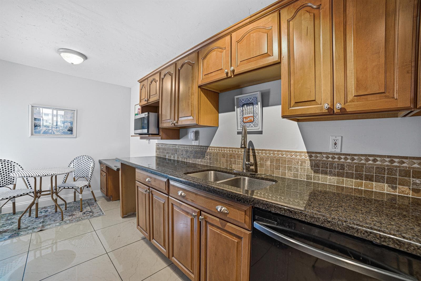 6 Royal Palm Way 211 photo 10