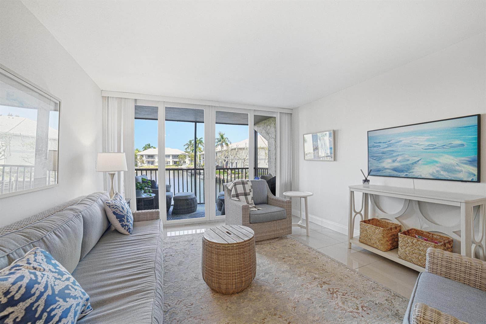 6 Royal Palm Way #211 4