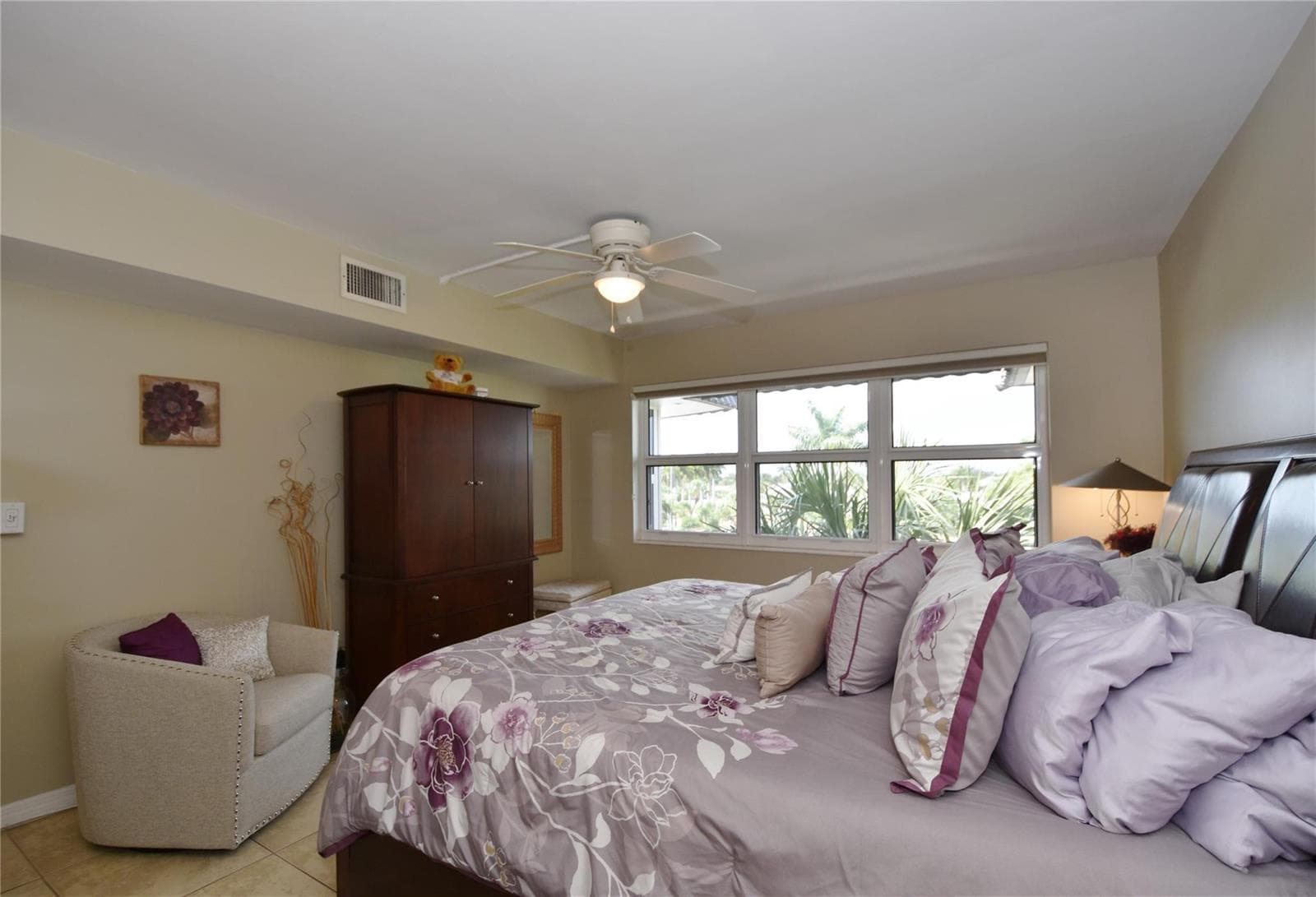 3111 NE 51st Street 405c photo 23