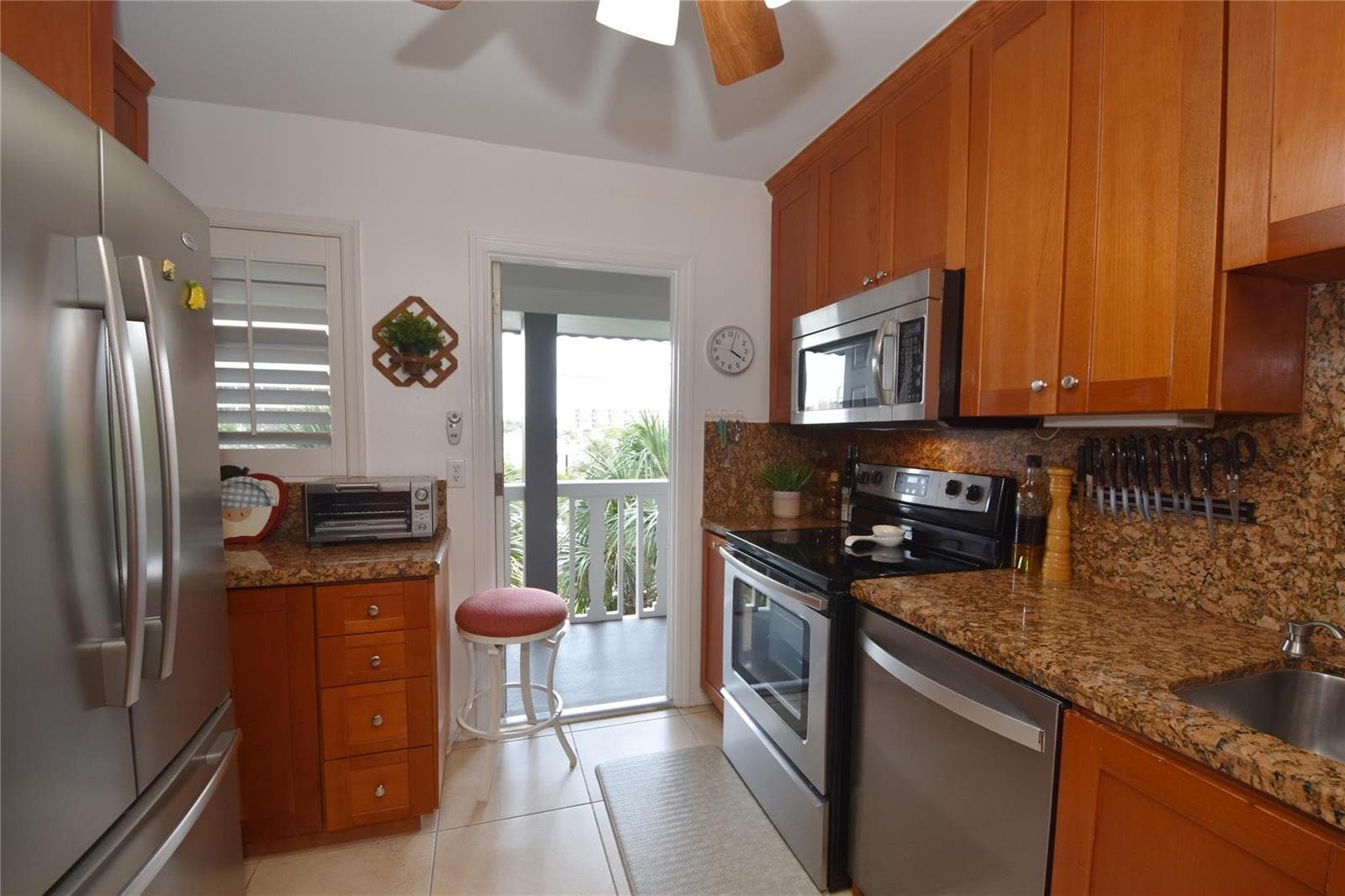 3111 NE 51st Street #405c 4