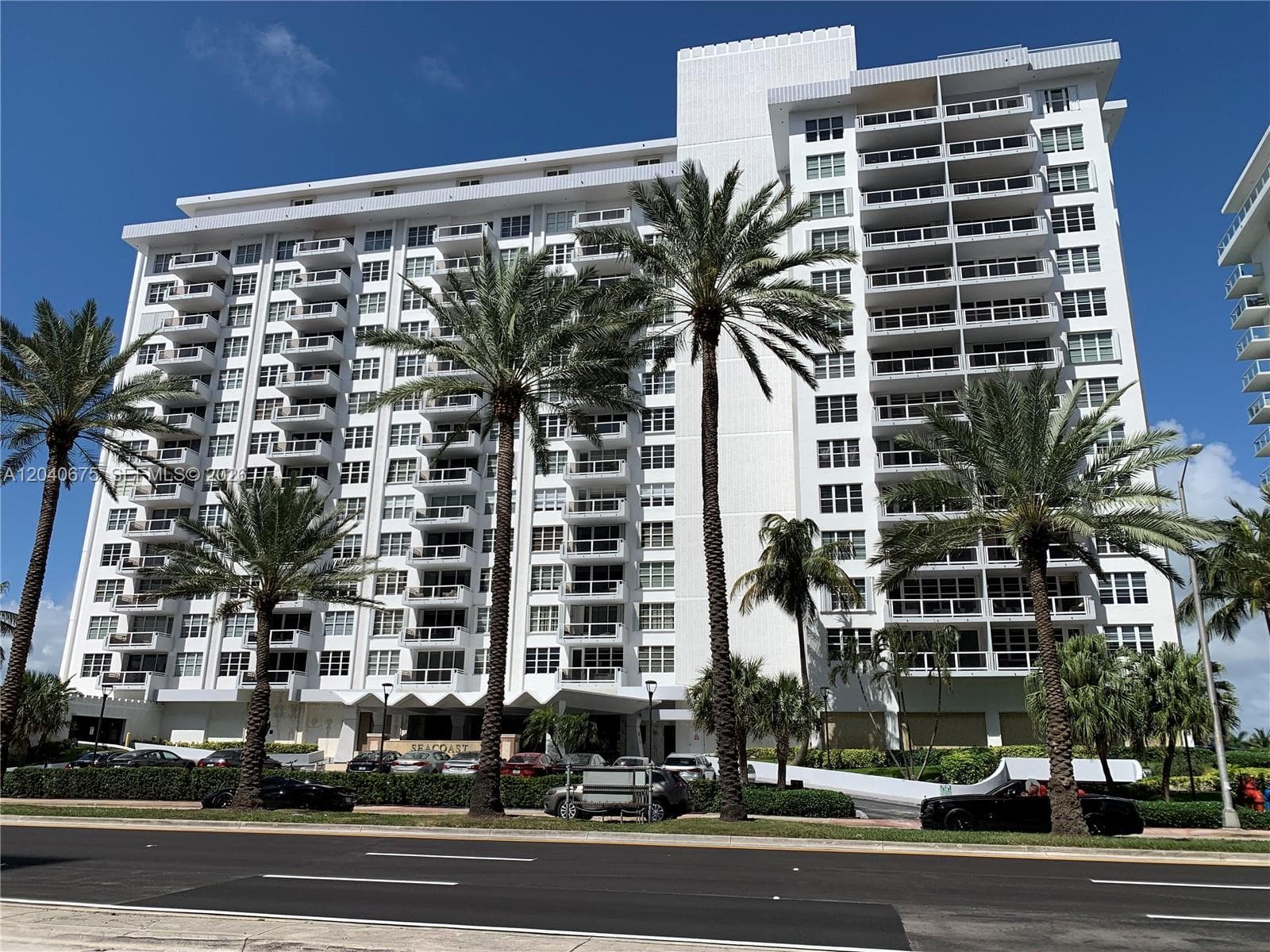 5700 Collins Ave #12N 5