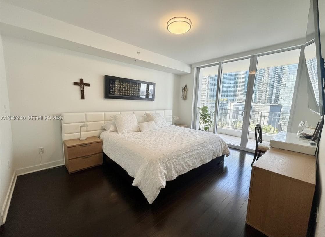 801 Brickell Key Blvd 1704 photo 2