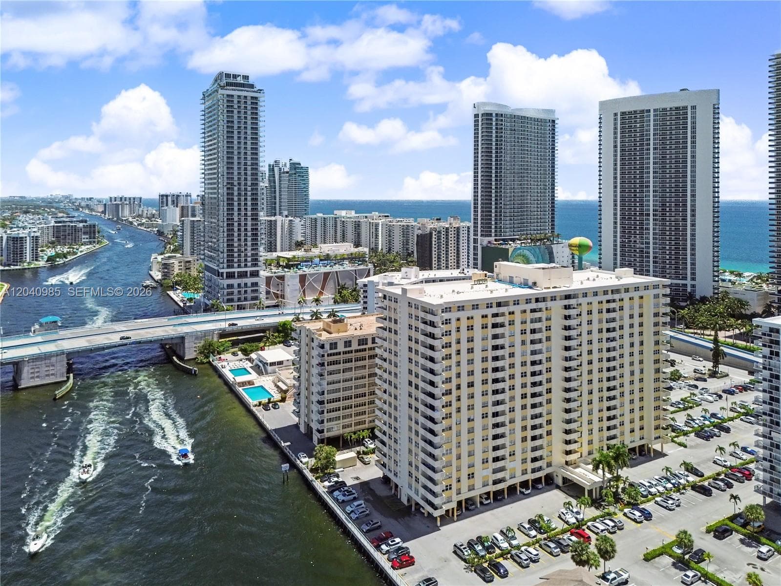 1817 S Ocean Dr 620 photo 3