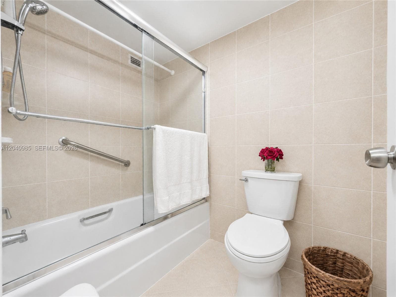 1817 S Ocean Dr 620 photo 14