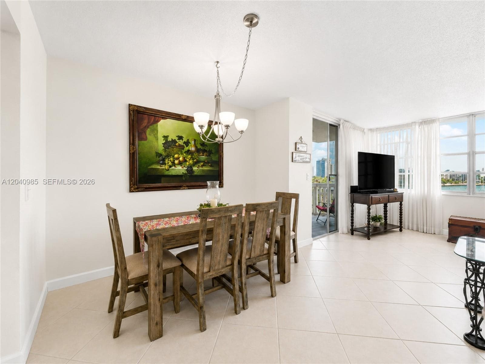 1817 S Ocean Dr 620 photo 8