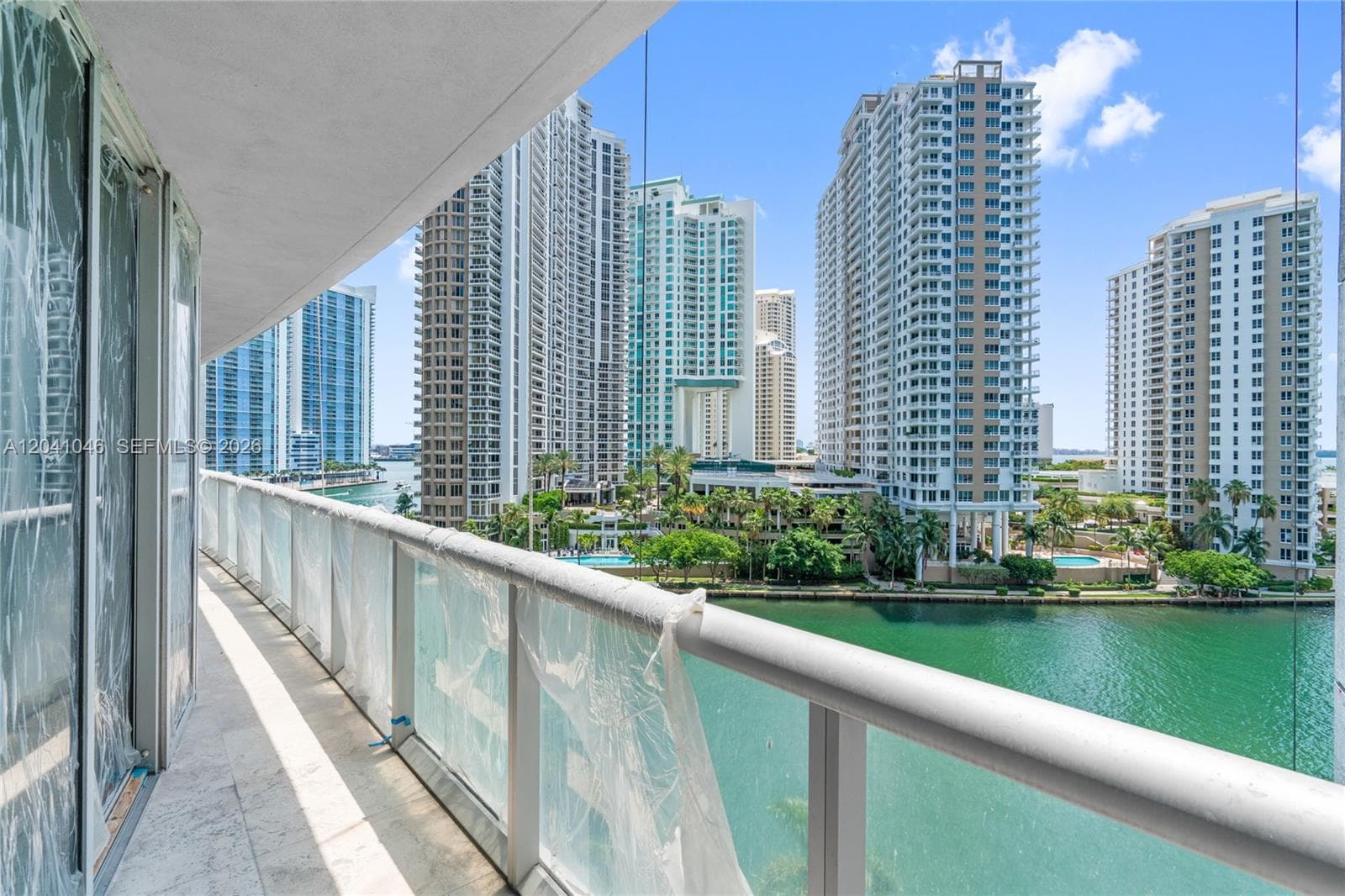 495 Brickell Ave BAY807 photo 2
