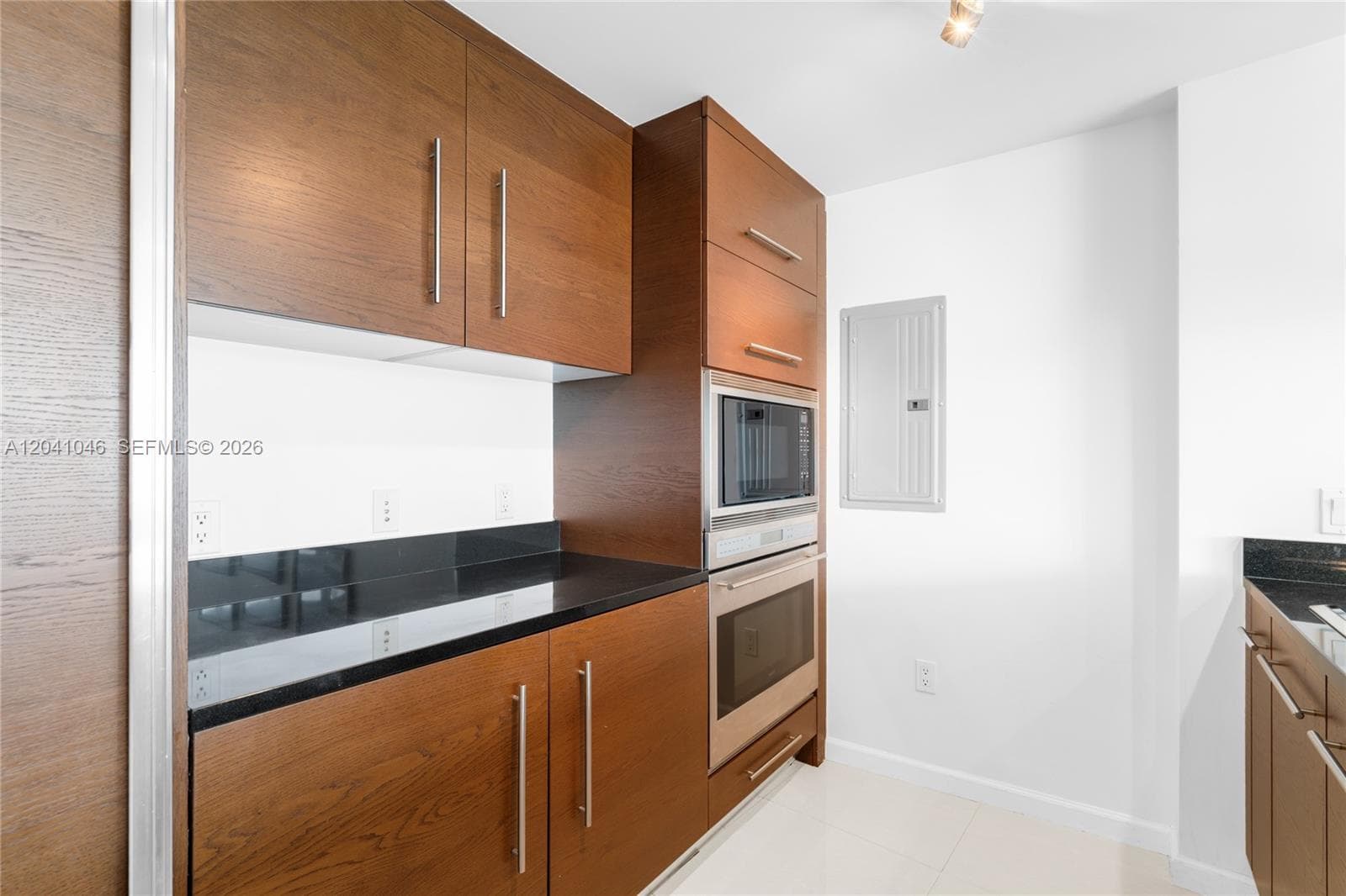 495 Brickell Ave BAY807 photo 16