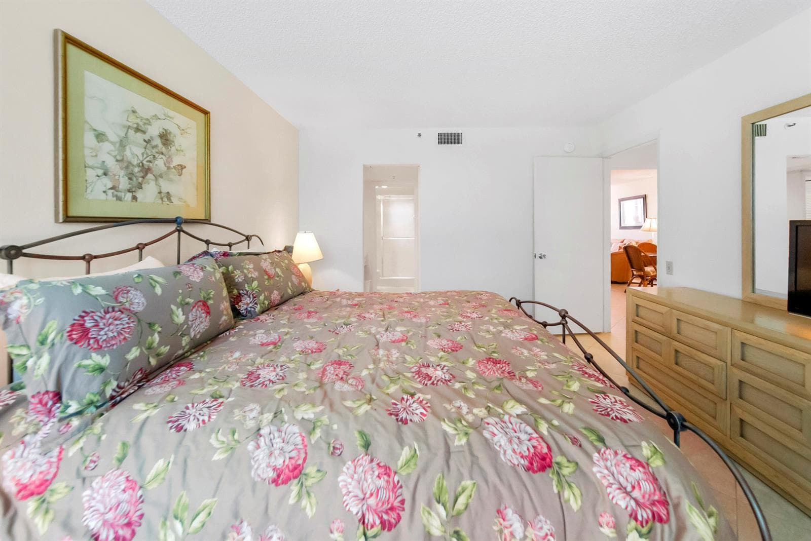 2687 N Ocean Boulevard 303 photo 6