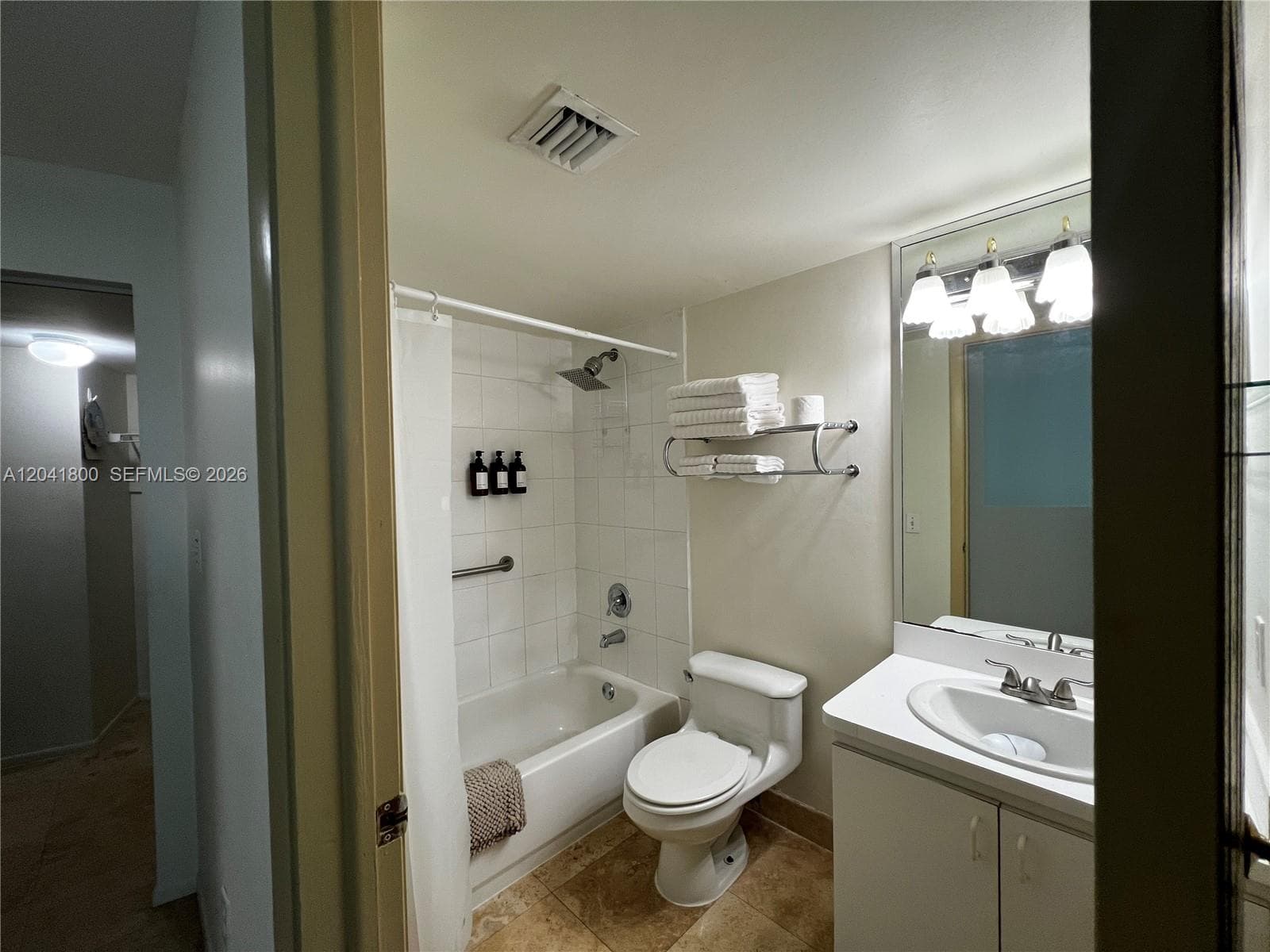 5445 Collins Ave L3 photo 18
