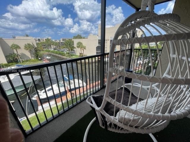 17 Royal Palm Way #302 3