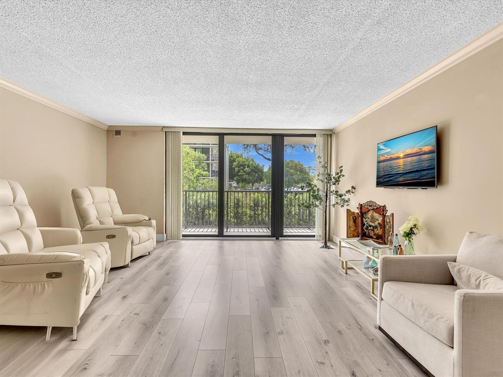 1350 River Reach Drive #111 2