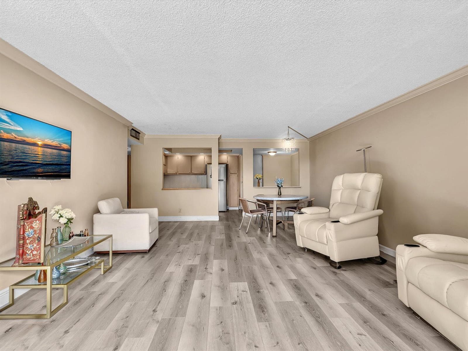 1350 River Reach Drive #111 5