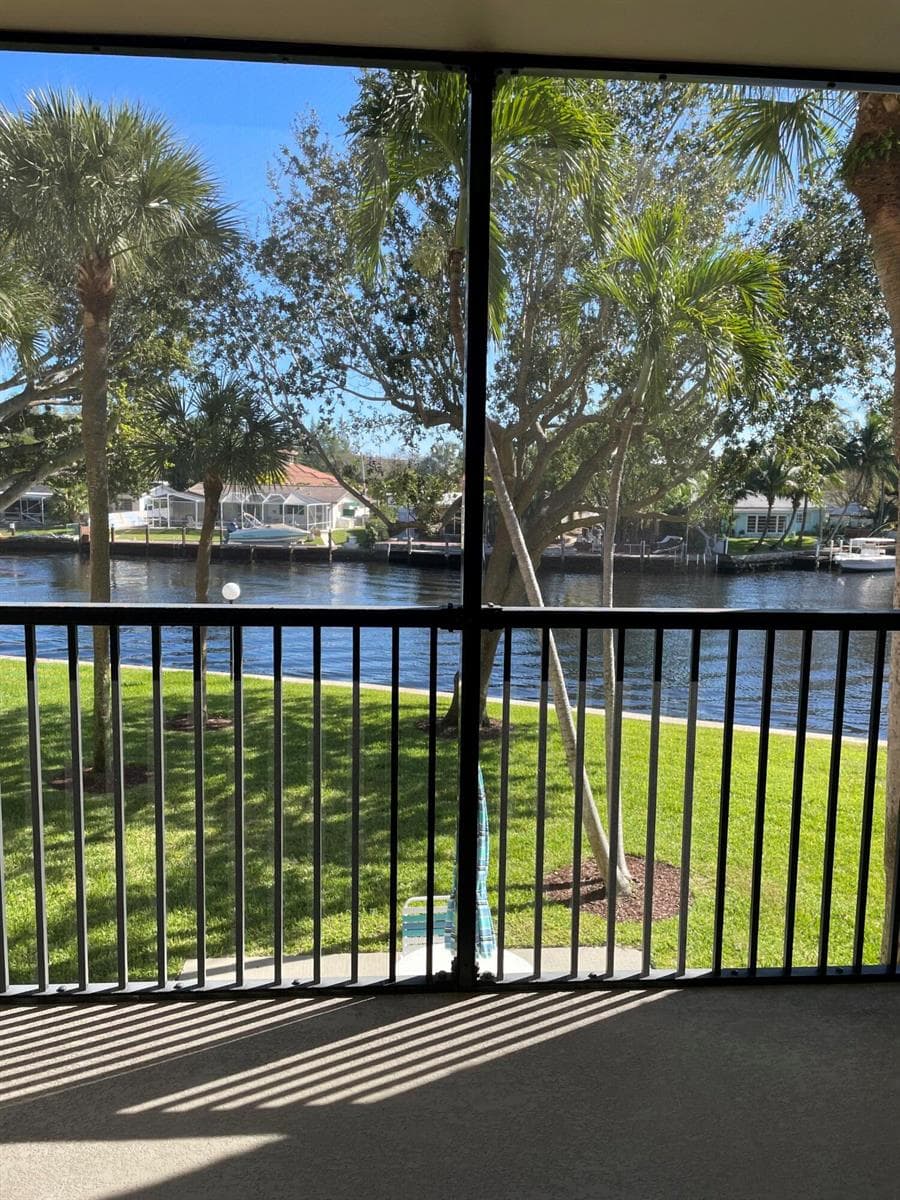 14 Royal Palm Way #204 3