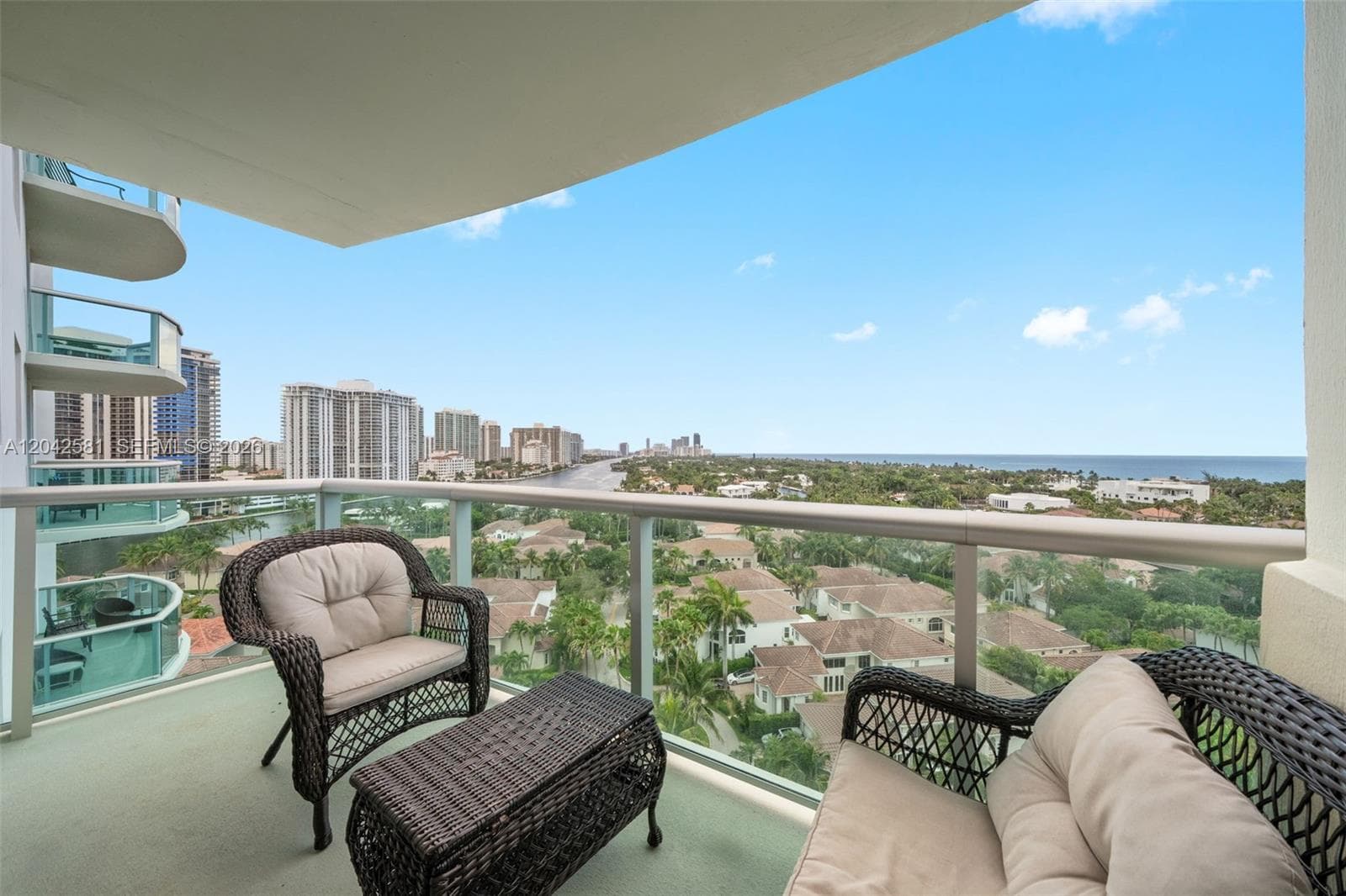 19380 Collins Ave 1224 photo 1