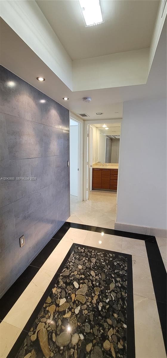 50 Biscayne Blvd 5202 photo 3