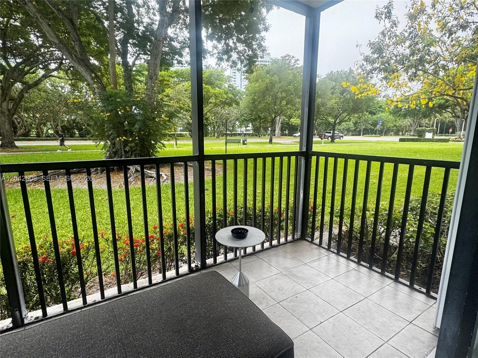 3475 N Country Club Dr 105 photo 15