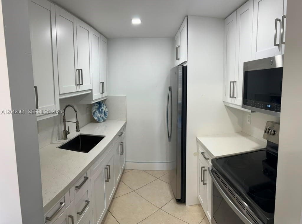 2350 NE 135th St 209 photo 12