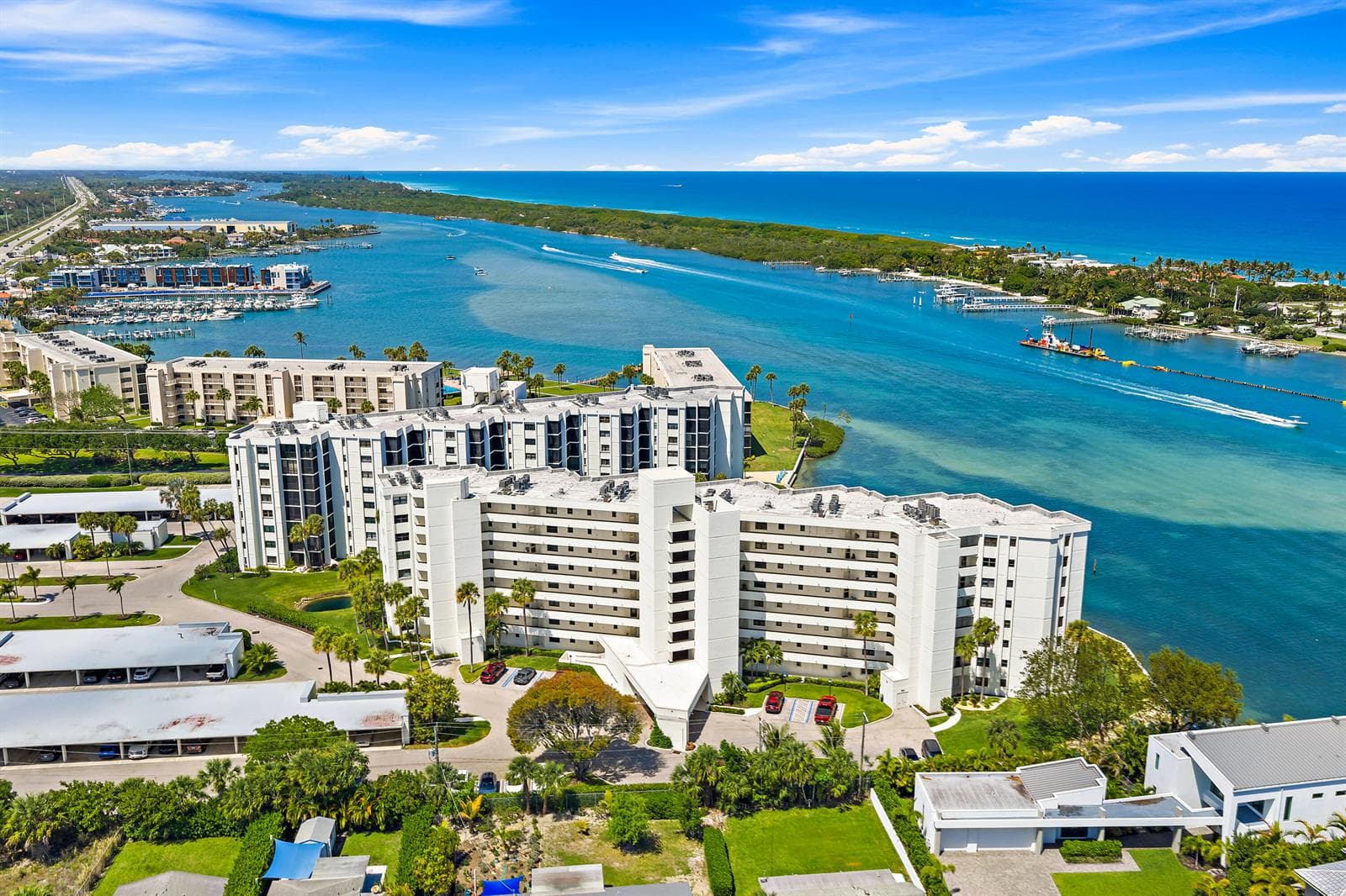 19800 Sandpointe Bay Drive #305 1