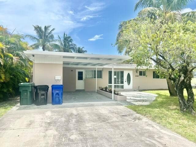 2548 Gulfstream Lane 2
