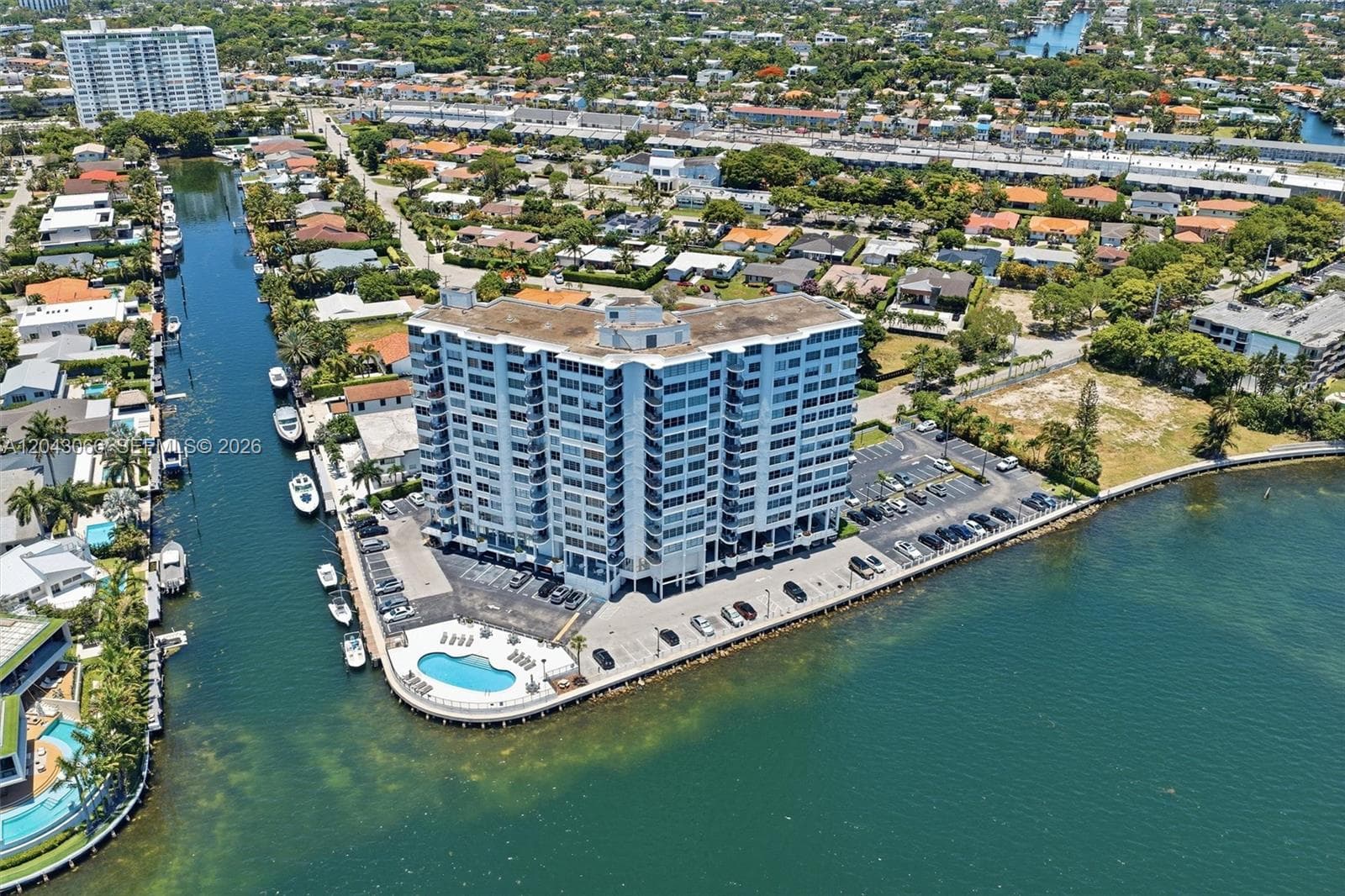 11930 N Bayshore Dr #609 3