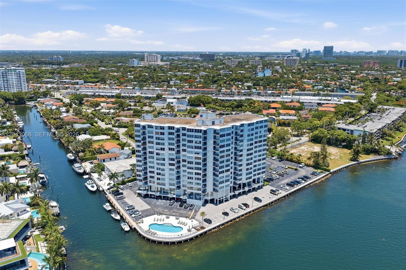 11930 N Bayshore Dr #609 1