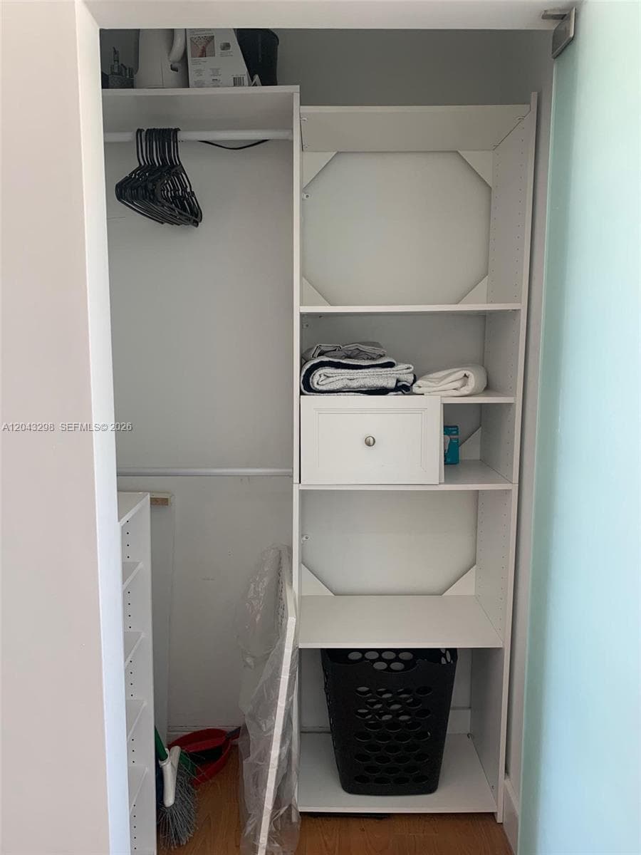 100 Lincoln Rd 1514A photo 6