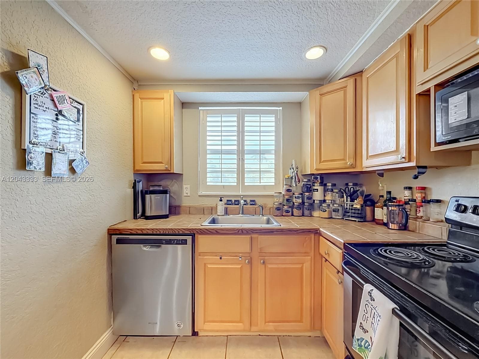 1400 NE 57th Ct 207 photo 12