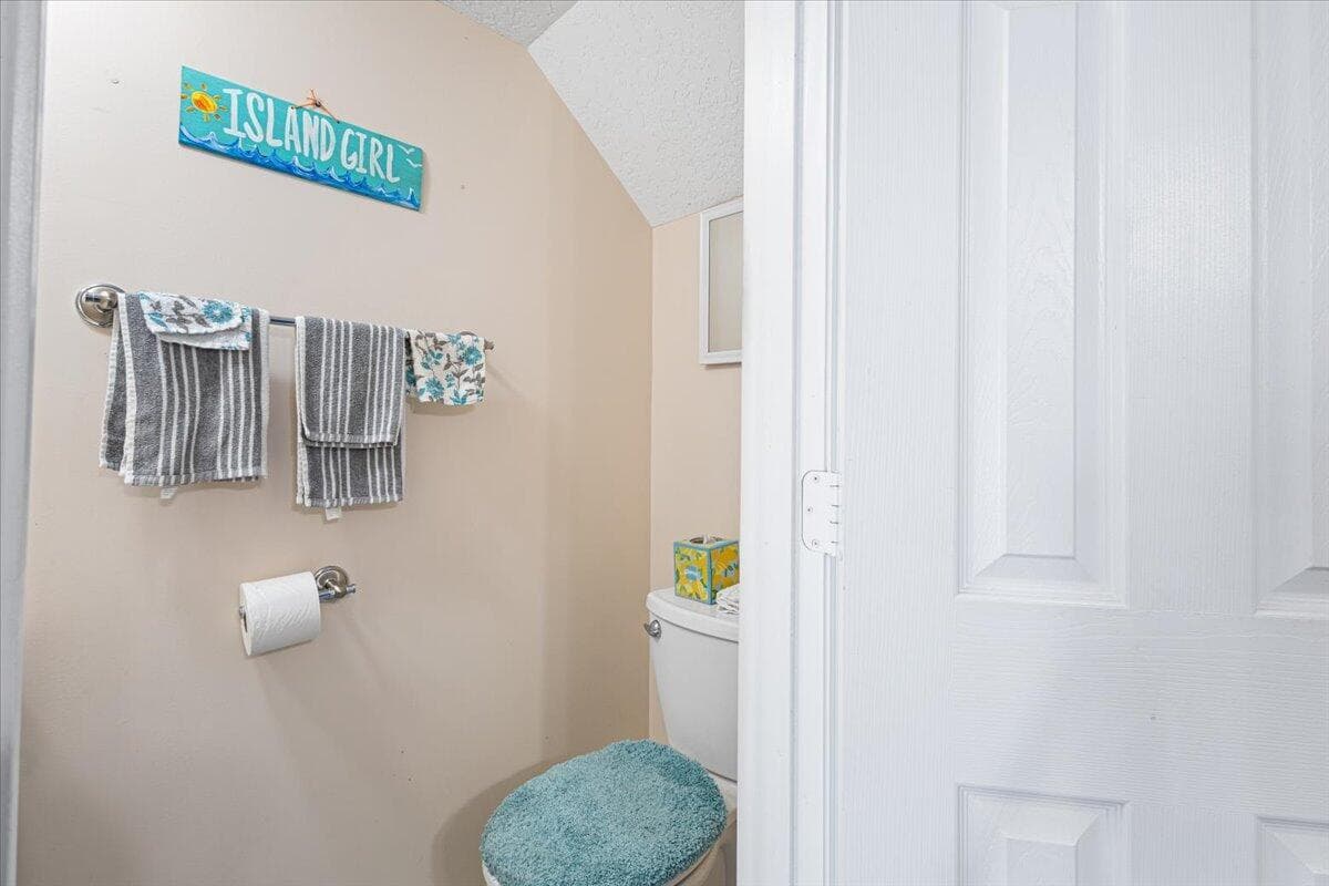 1300 Seaway Drive B10 photo 16