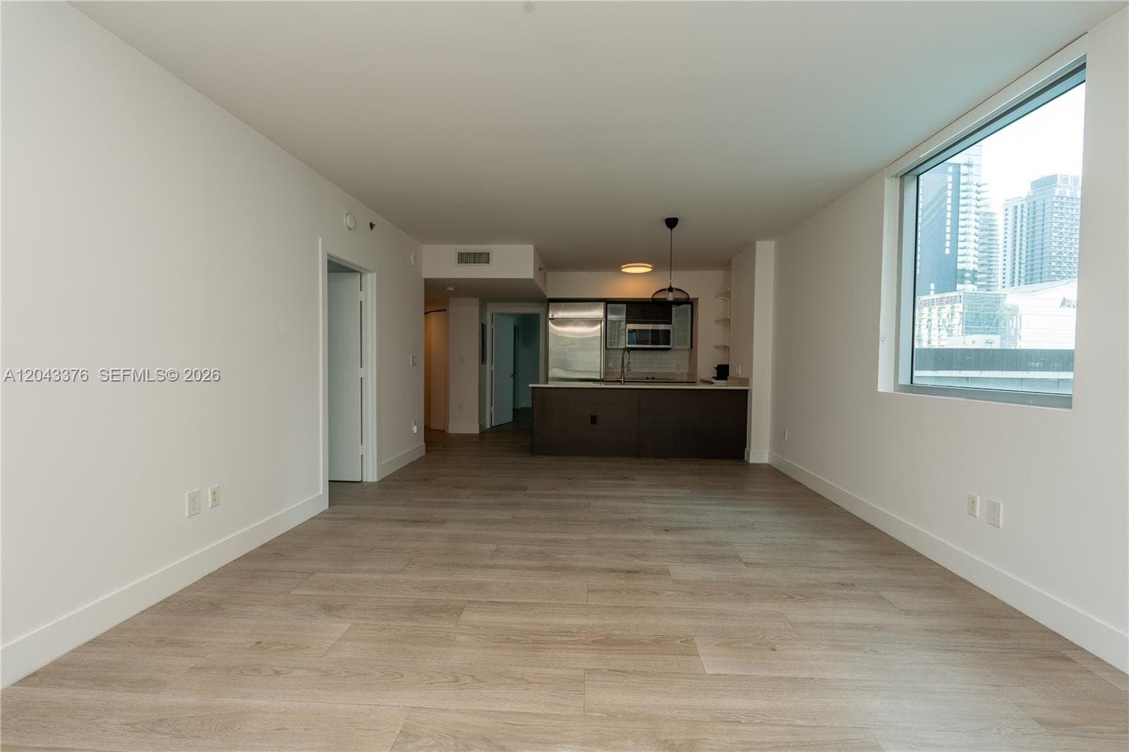 500 Brickell Ave 1407 photo 2