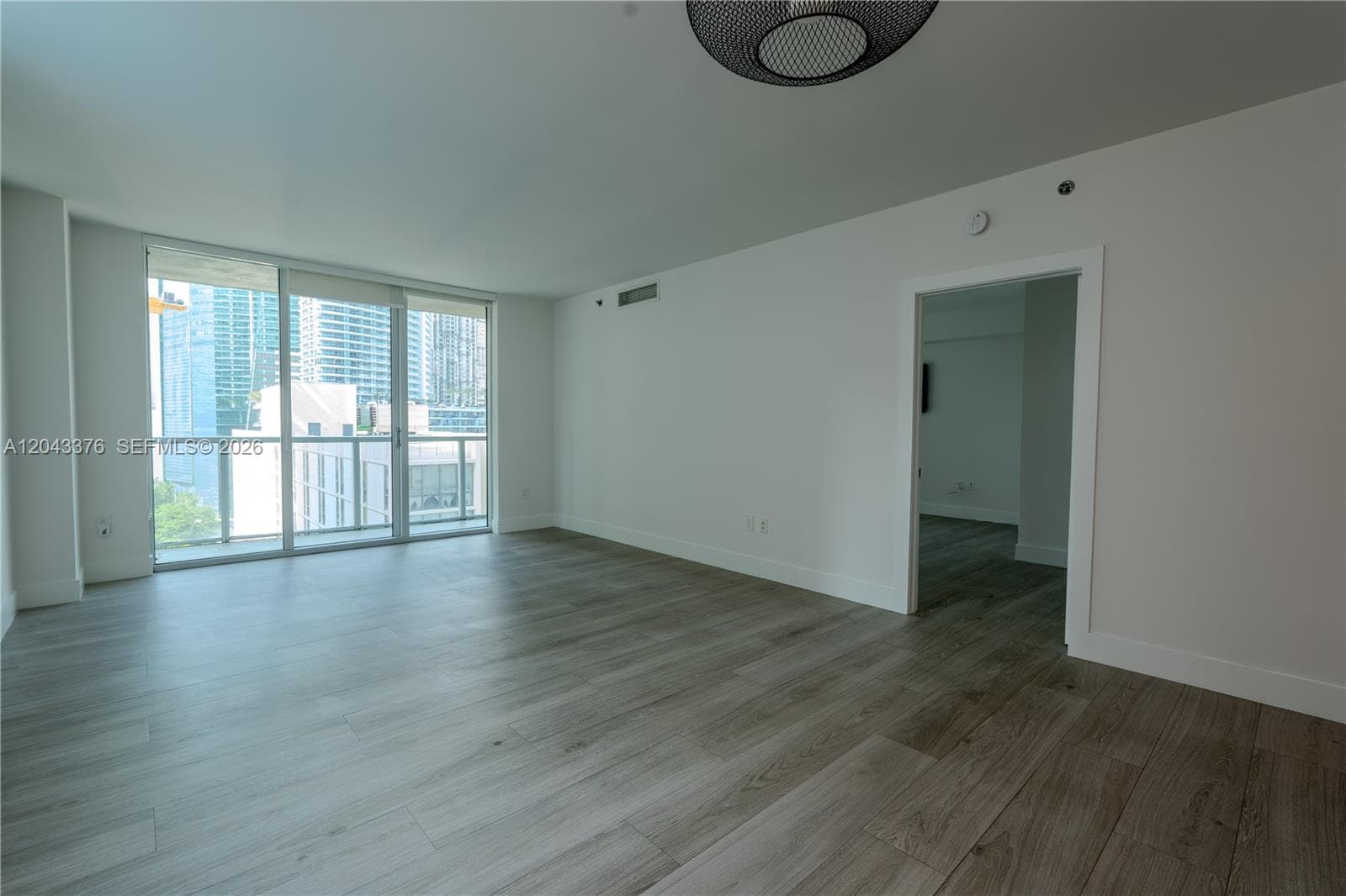 500 Brickell Ave 1407 photo 12