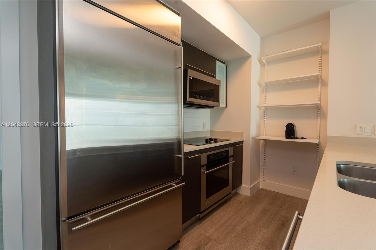 500 Brickell Ave 1407 photo 9