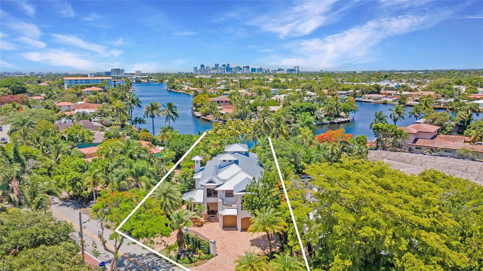 2415 Middle River Drive 3