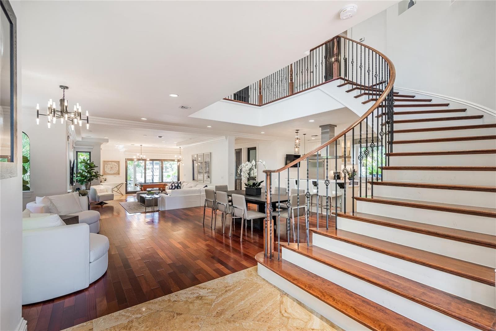 2415 Middle River Drive 4