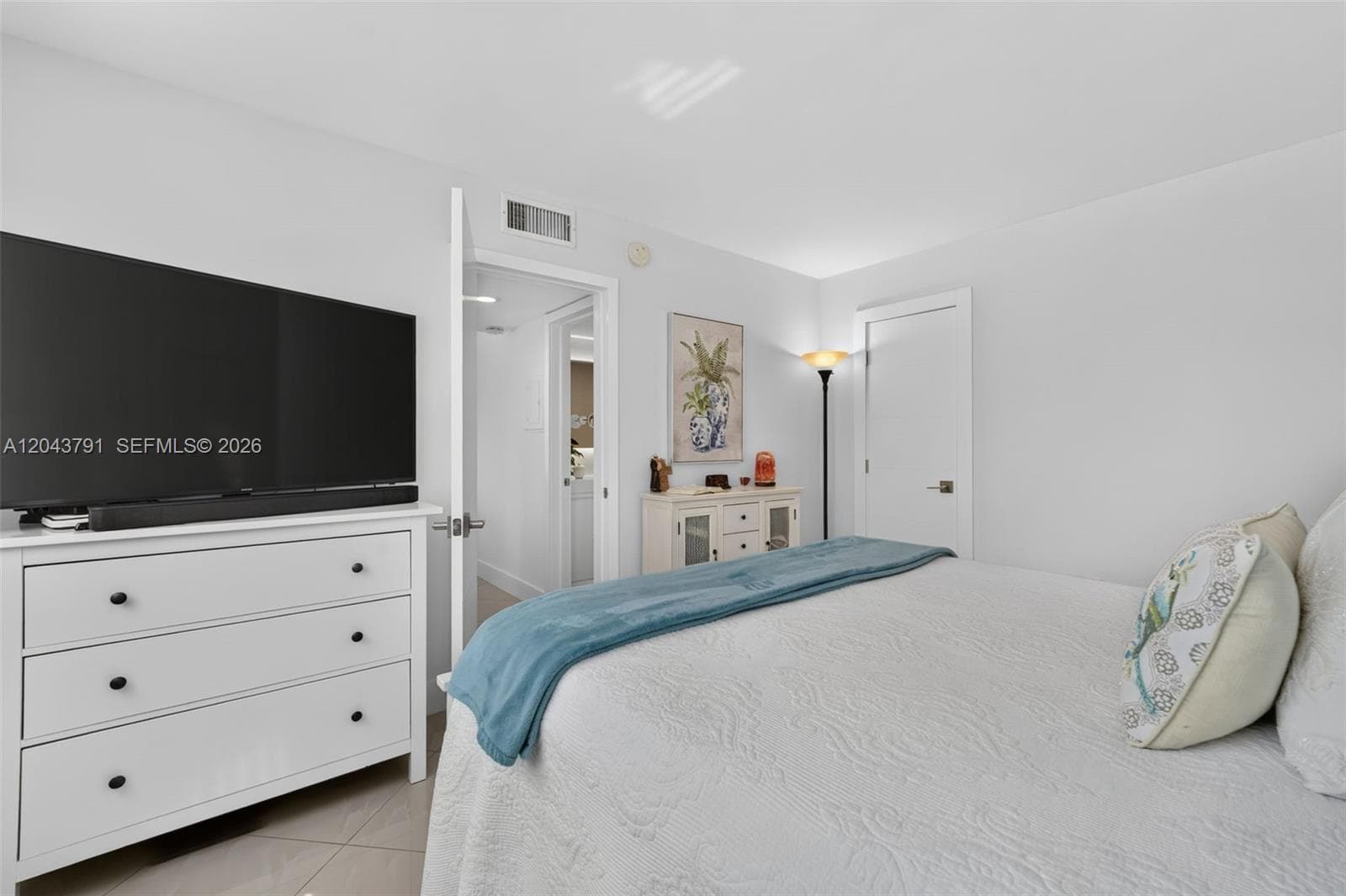 2930 Point East Dr E201 photo 13