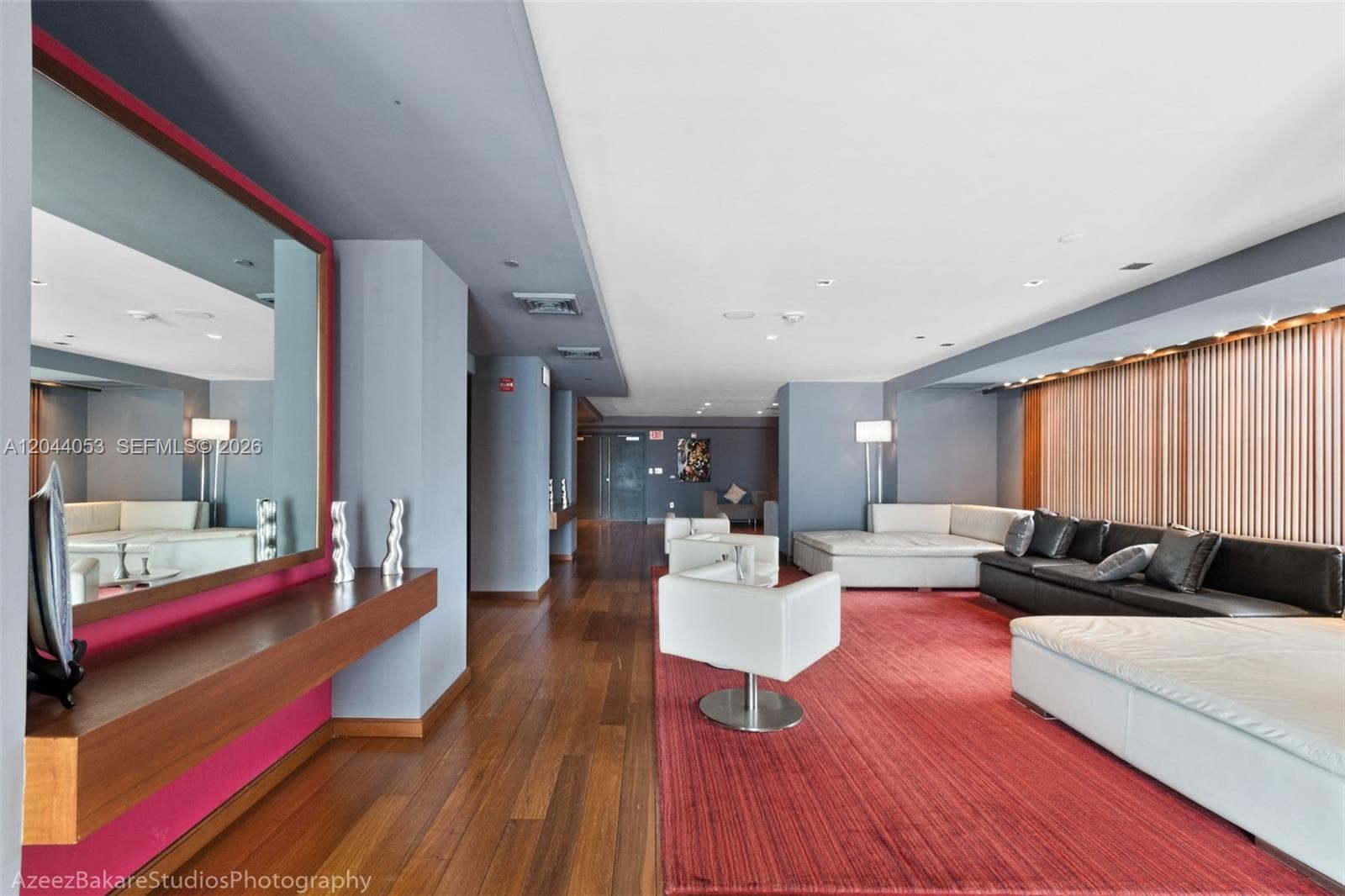 325 S Biscayne Blvd 3616 photo 23