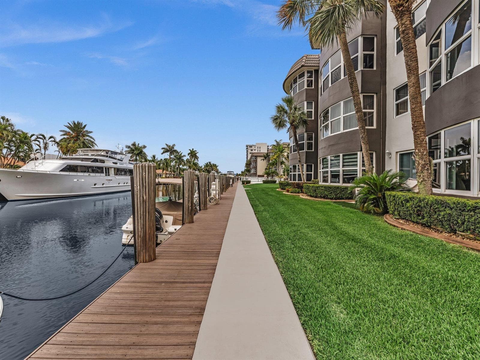 3031 NE 51st Street #403w 3